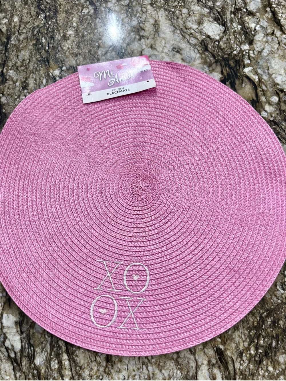 Mi Amore Pink Round Braided Placemat Set